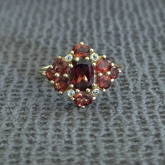 Shivam Garnet Cluster with White Topaz Ring💍 - NWT - Picture 2 of 16